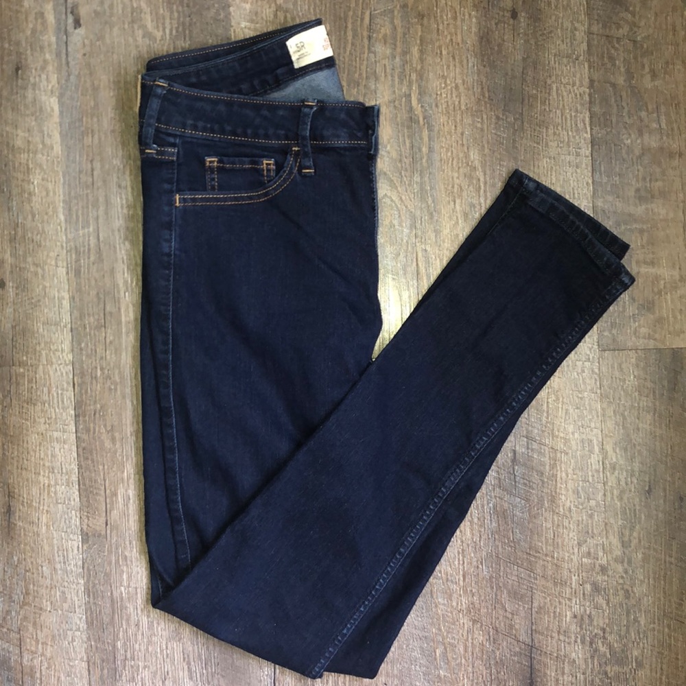 FLASH SALE Hollister Navy Blue Jeans